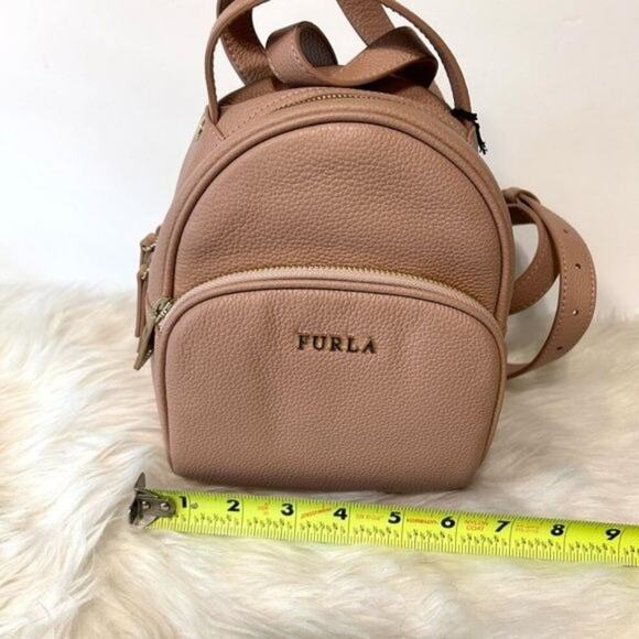 Furla Frida Mini backpack in Moonstone ( pale pink) with Rose Gold hardware New - Picture 4 of 12